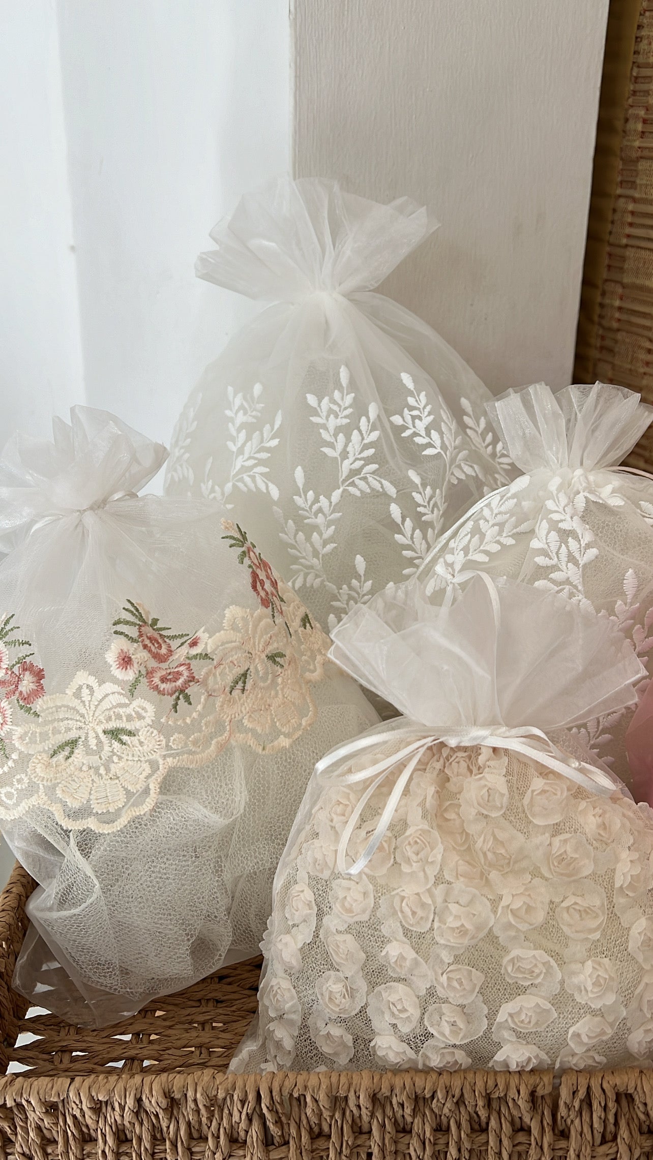 Lace Potlies