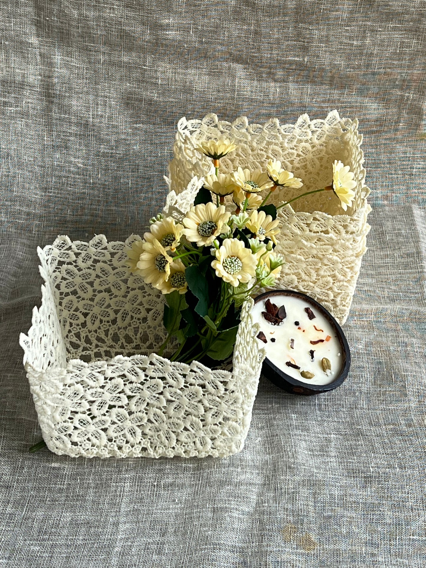 Lace buckets (set of 5 )