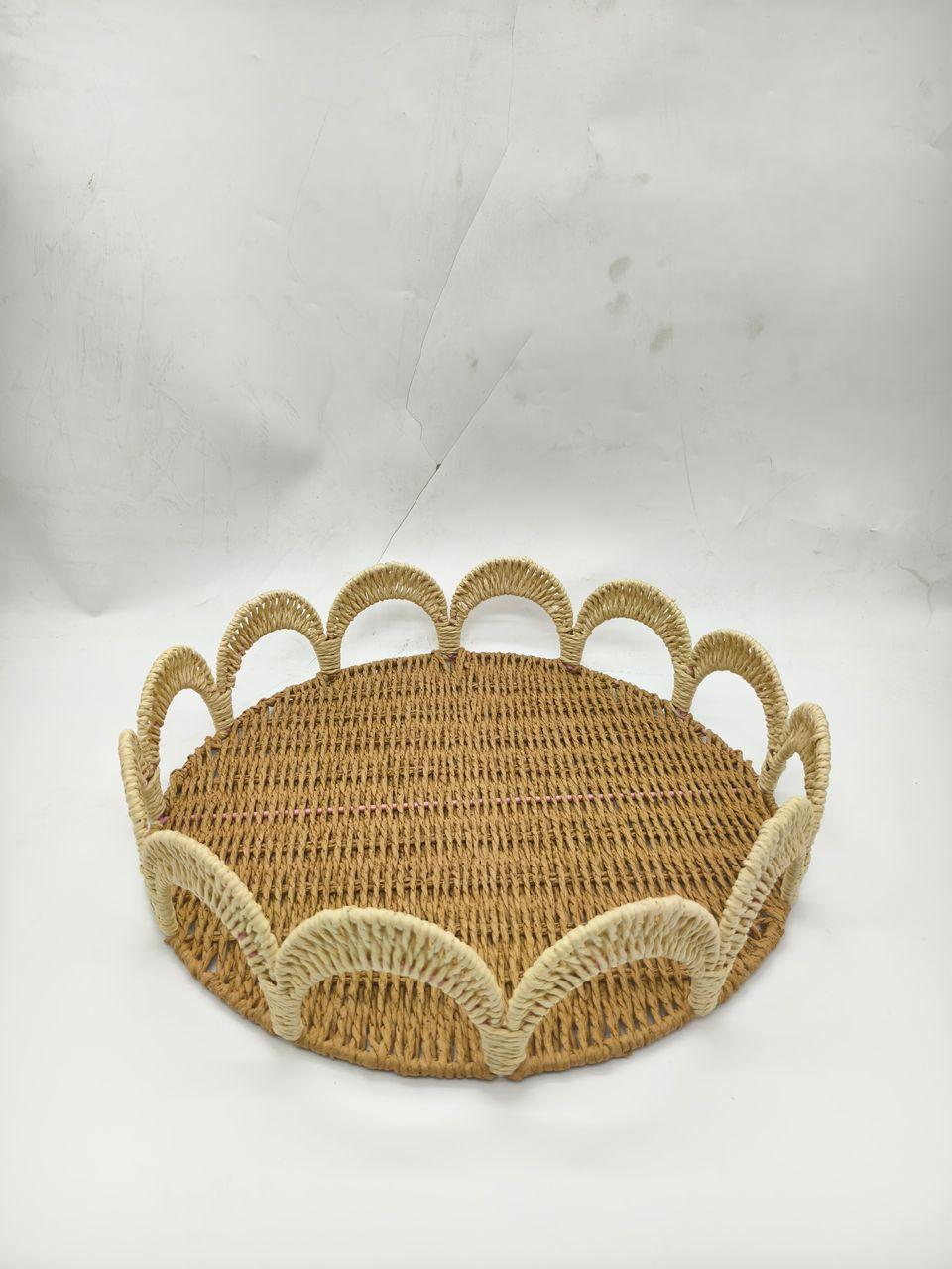 Scallop Round Trays (set of 2)